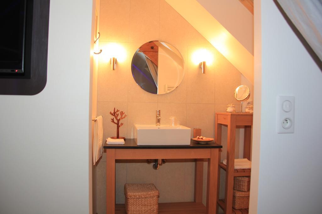 Au Coeur Des Hotes Steenvoorde Rum bild
